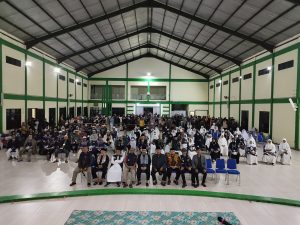 Momen Haru dan Syukur : Jamaah Haji KBIHU El-ittihad Disambut Khidmat oleh PD Persis Kabupaten Garut.
